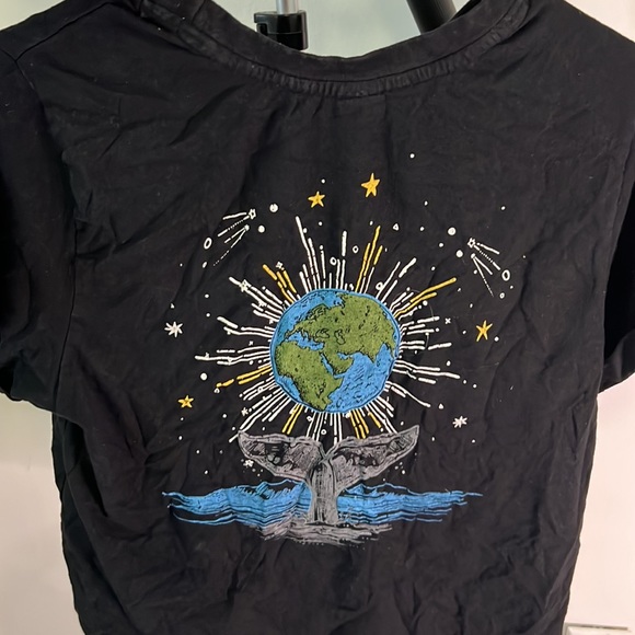 Love Our Planet Crop Top - Picture 6 of 6